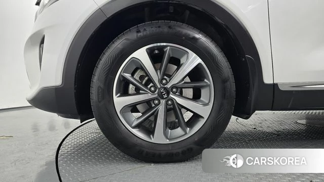 Kia The New Sorento id 3917477 из Кореи 15