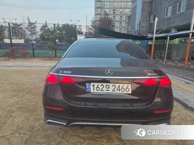 Mercedes-Benz E-Class W214 2024 Черный из Кореи, фото 5