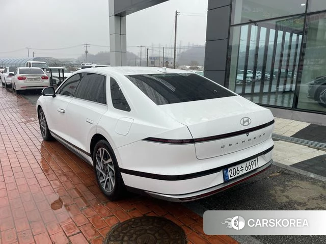 Hyundai Grandeur (GN7) id 3805660 из Кореи 15