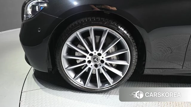 Mercedes-Benz E-Class W213 id 4618715 из Кореи 30