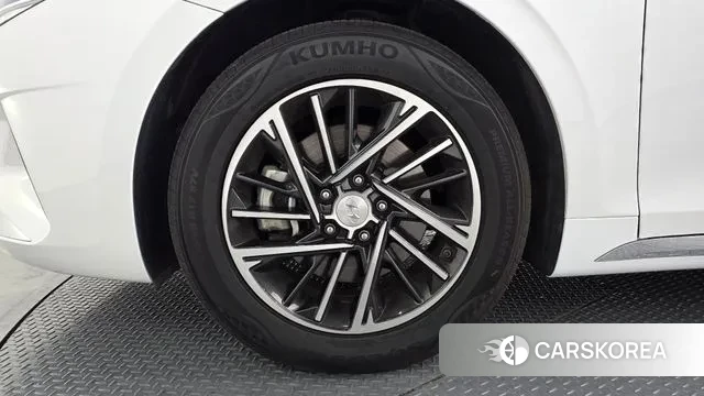 Hyundai The New Grandeur IG id 2975637 из Кореи 15