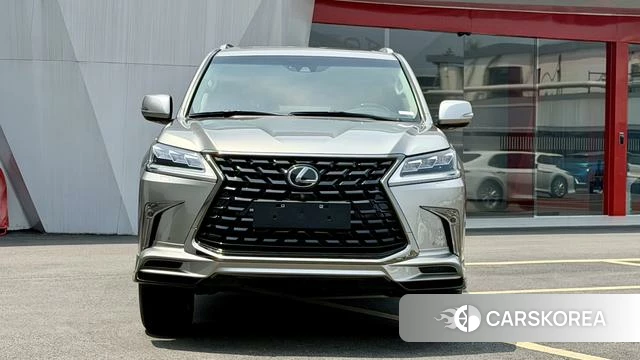 Lexus LX id 4342106 из Китая 24