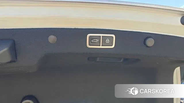 Hyundai Grandeur (GN7) id 3739905 из Кореи 15