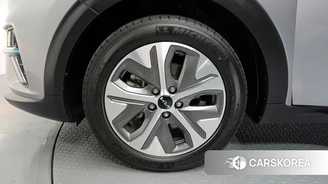 Kia Niro EV id 3318050 из Кореи 15