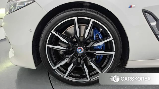BMW 8 Series (G15) id 4739986 из Кореи 32