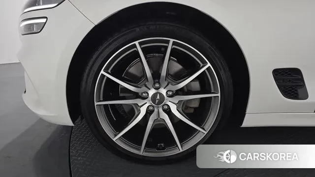 Genesis The New G70 id 3447326 из Кореи 15