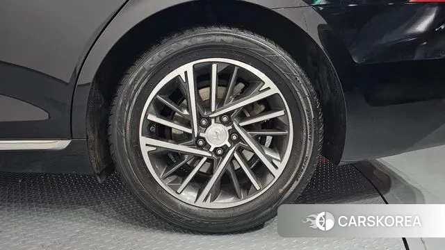 Hyundai The New Grandeur IG id 3777232 из Кореи 15