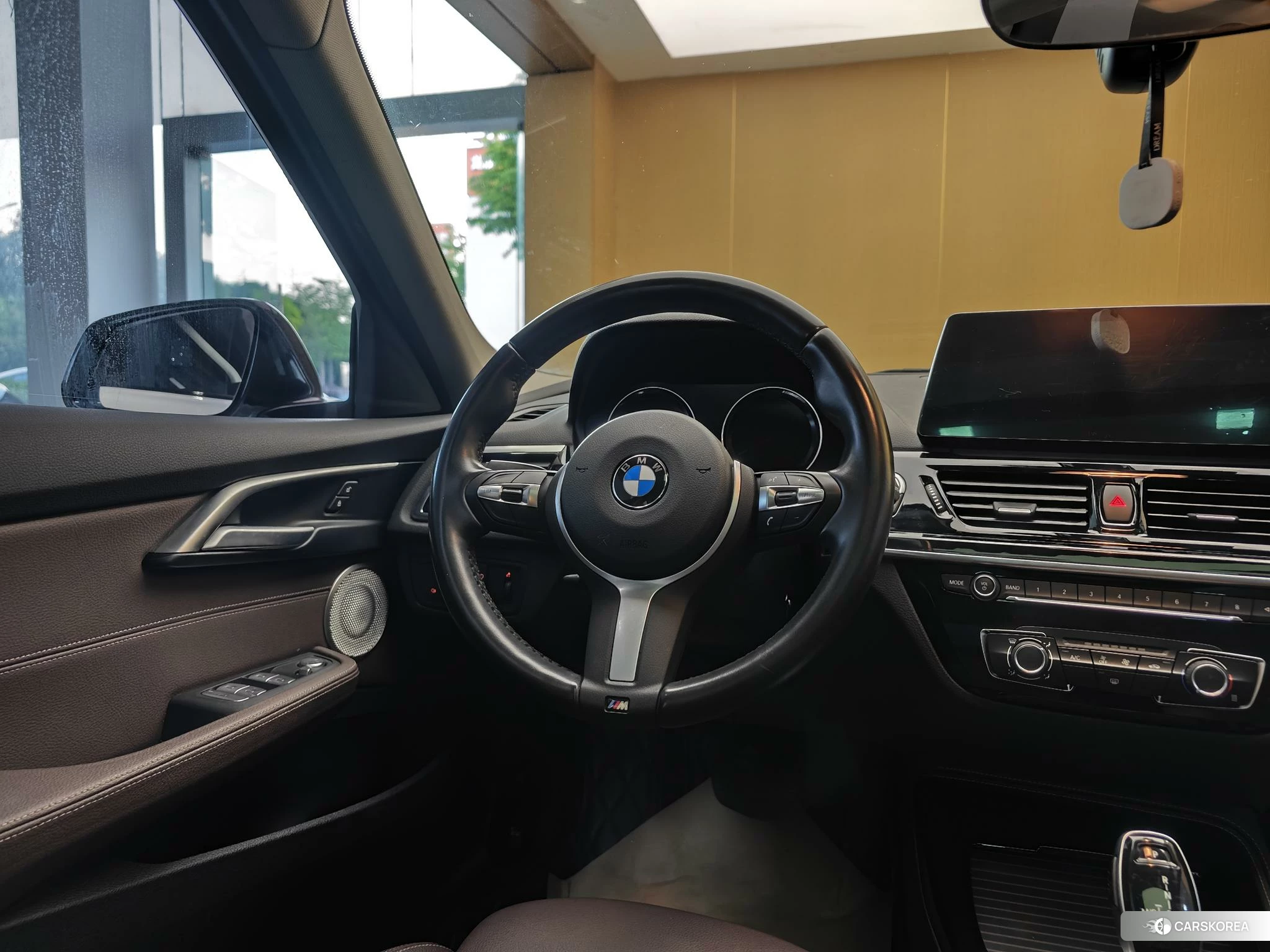 BMW 1 series id 4486148 из Китая 30