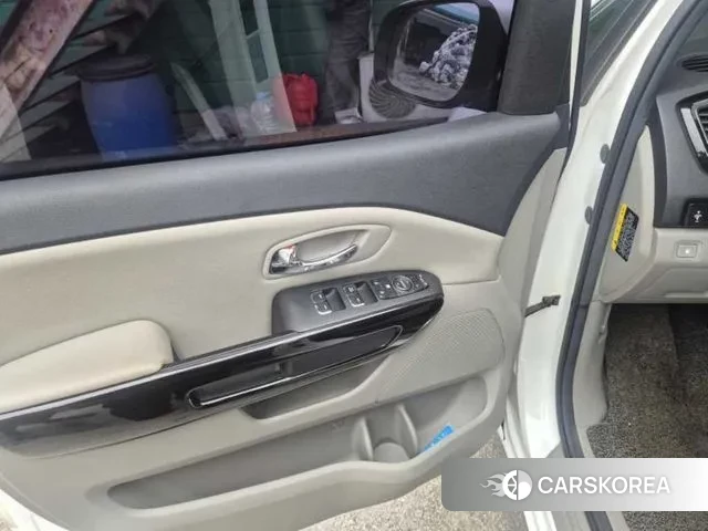 Kia The New Carnival id 3570782 из Кореи 7