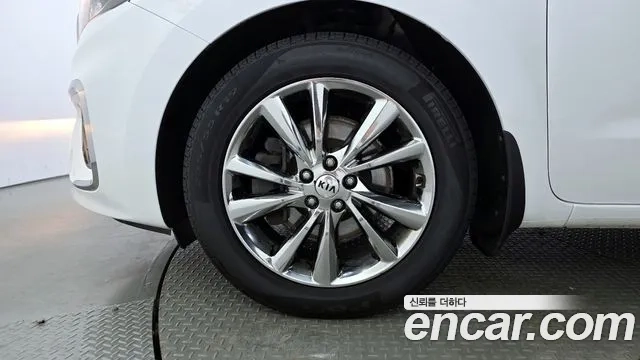 Kia The New Carnival id 2952204 из Кореи 15