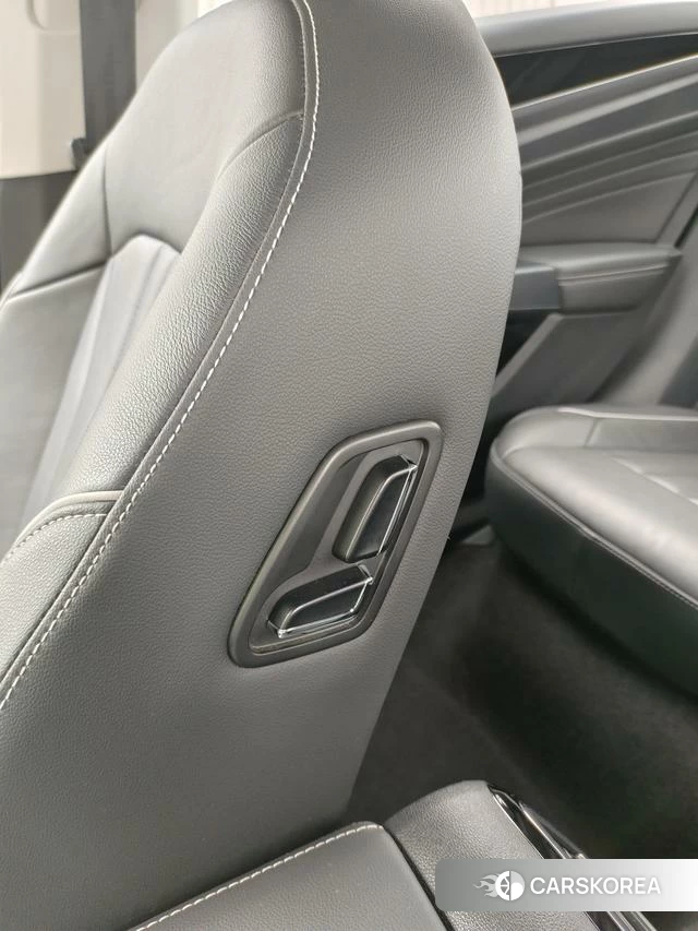 Volkswagen Passat id 4335656 из Китая 8