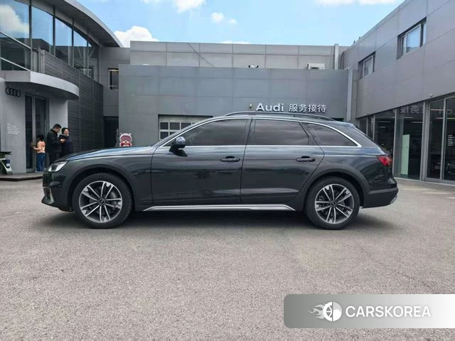 Audi A4 (import) 2021 Темно-серый из Китая, фото 6