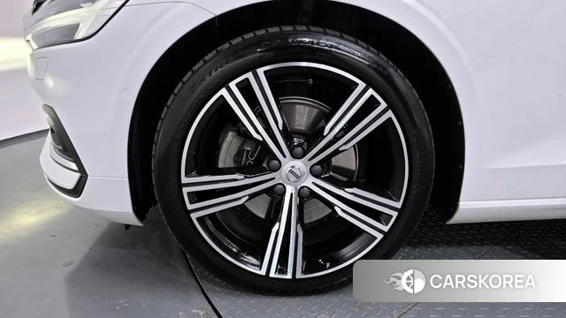 Volvo S60 3rd generation id 4231793 из Кореи 15