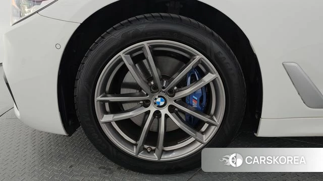 BMW 5 Series (G30) id 4620701 из Кореи 28