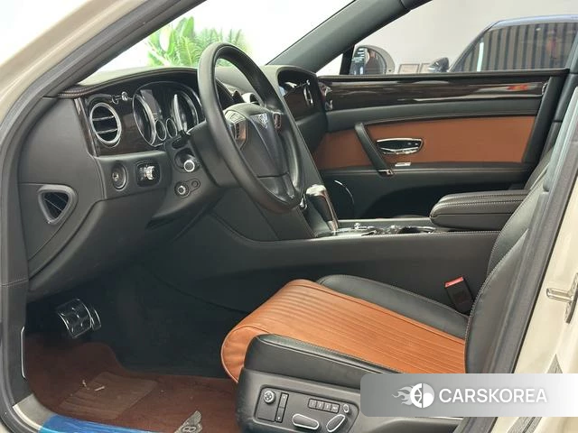 Bentley Flying 2018 Белый из Китая, фото 5