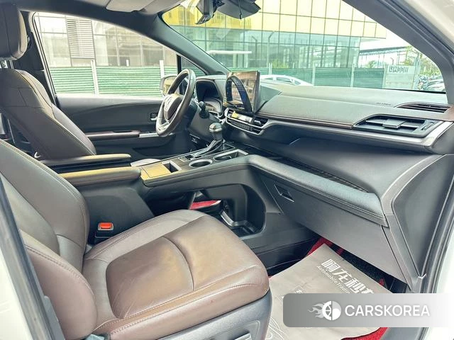 Toyota Saina id 4314773 из Китая 21