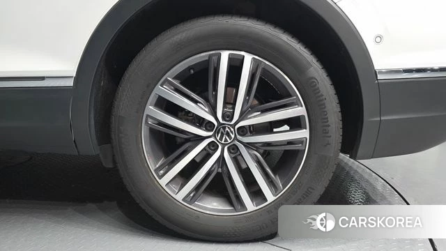 Volkswagen Tiguan Allspace id 4382452 из Кореи 29