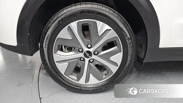 Kia Niro EV id 3691323 из Кореи 15