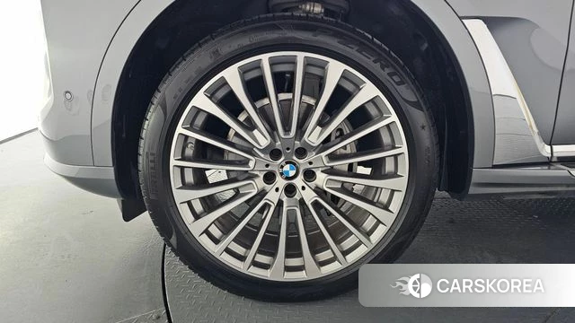 BMW X7 (G07) id 4655923 из Кореи 32