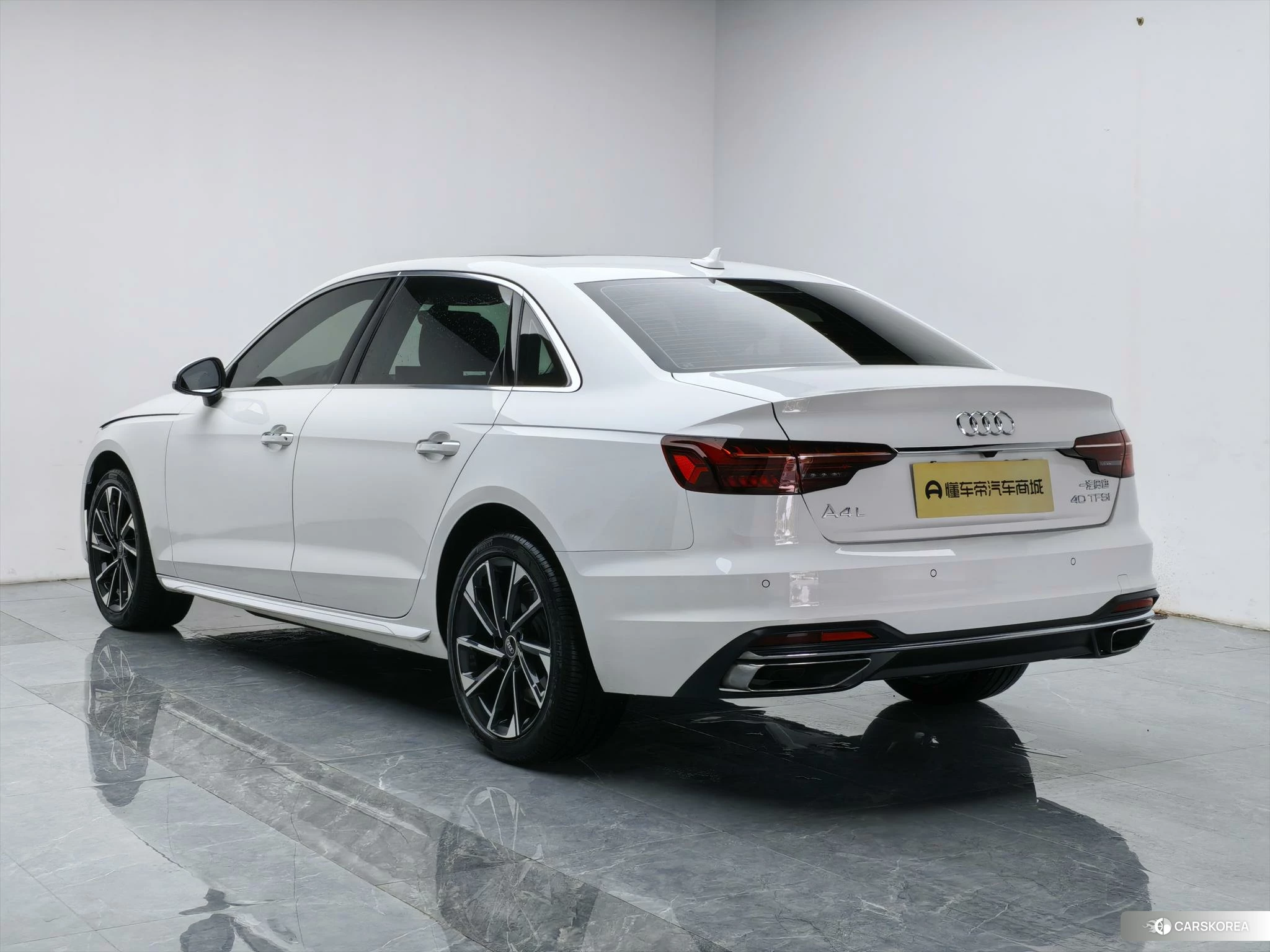Audi A4L id 4493074 из Китая 15