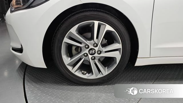 Hyundai Avante AD id 4856514 из Кореи 26