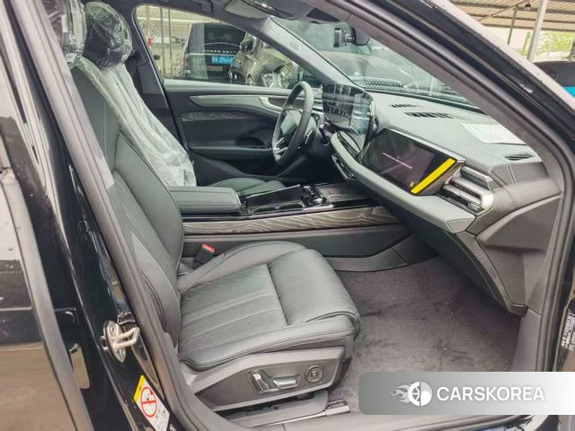 Audi A6L id 4190374 из Китая 16
