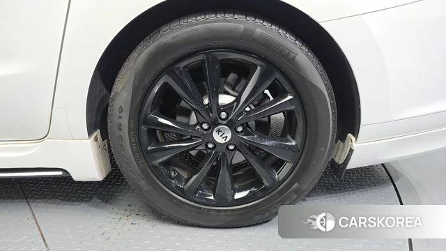 Kia The New Carnival id 4906991 из Кореи 27
