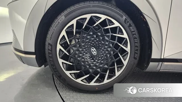 Hyundai Ionic 5 id 3591961 из Кореи 15