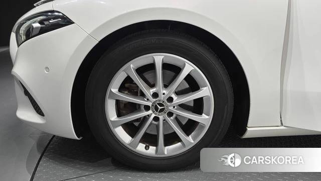 Mercedes-Benz A-Class W177 id 3866805 из Кореи 15