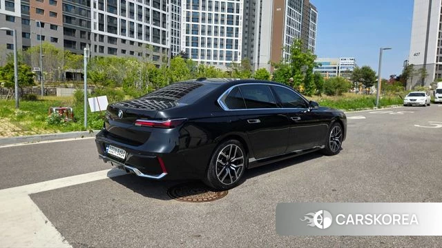 BMW 7 Series (G70) id 4335416 из Кореи 15