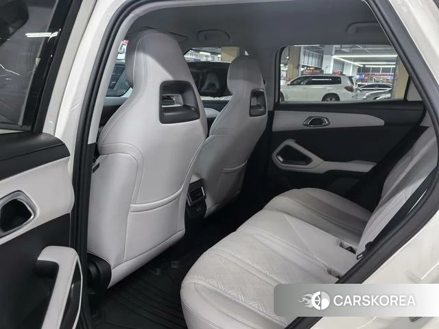 BYD Yuan UP 2025 Белый из Китая, фото 5