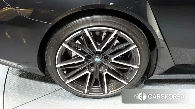 BMW M5 (G90) id 3466933 из Кореи 15