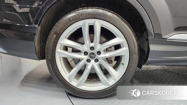 Audi Q7 (4M) id 3897133 из Кореи 15