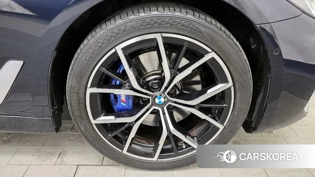 BMW 5 Series (G30) id 3752434 из Кореи 15