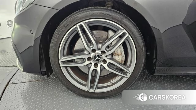 Mercedes-Benz E-Class W213 id 4305123 из Кореи 28