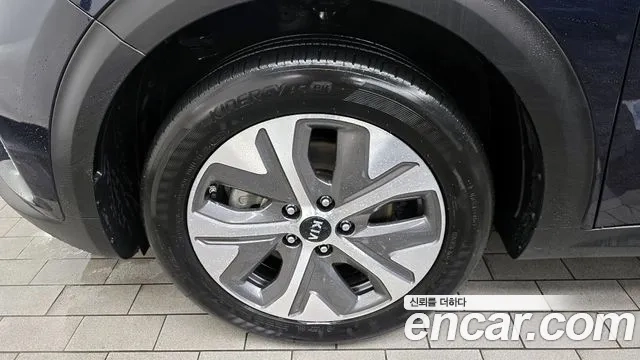 Kia Niro EV id 2936776 из Кореи 15
