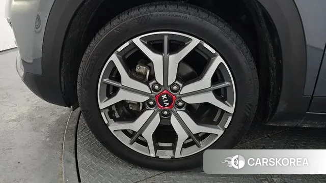 Kia Seltos id 3588165 из Кореи 15