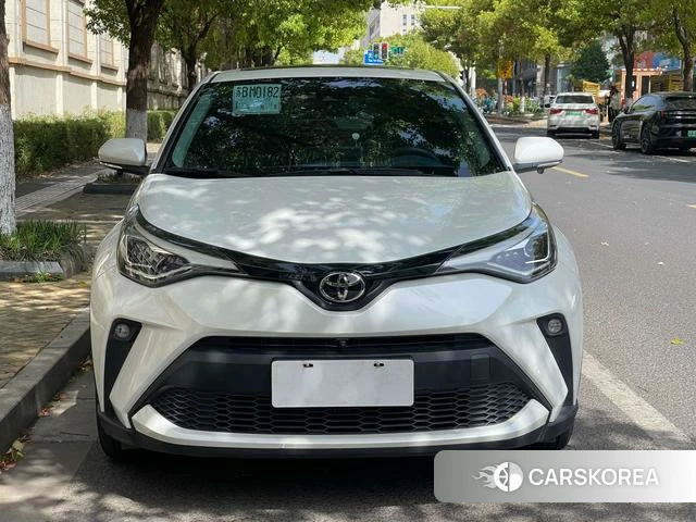Toyota C-HR id 4221216 из Китая 10
