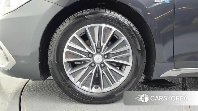 Hyundai Grandeur IG Hybrid id 4543513 из Кореи 15