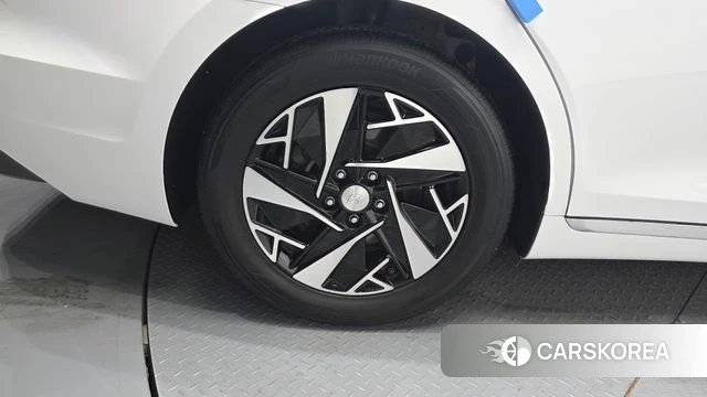 Hyundai The New Grandeur IG Hybrid id 4586162 из Кореи 27