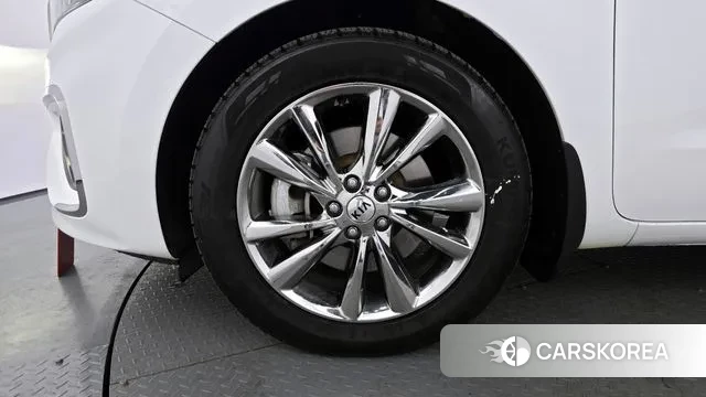 Kia The New Carnival id 3666930 из Кореи 15