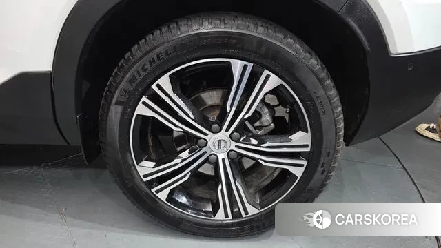 Volvo XC40 id 3530396 из Кореи 15