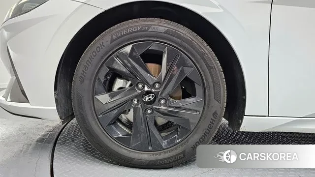 Hyundai Avante Hybrid (CN7) id 2542396 из Кореи 15