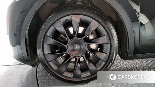Tesla Model Y id 2940136 из Кореи 15