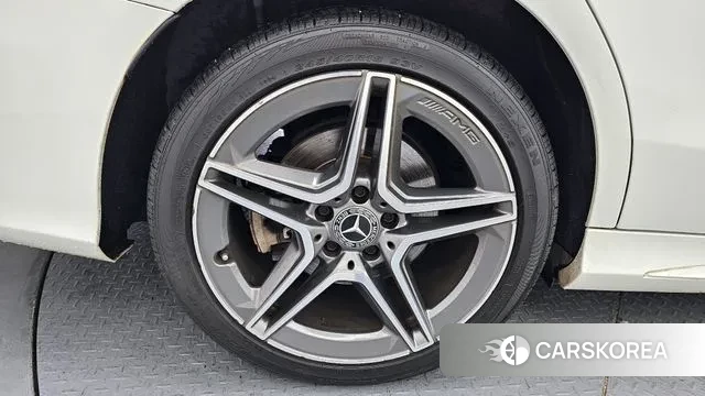 Mercedes-Benz C-Class W205 id 3175573 из Кореи 15