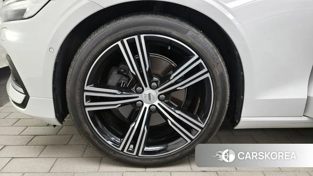 Volvo S60 3rd generation id 3893213 из Кореи 15