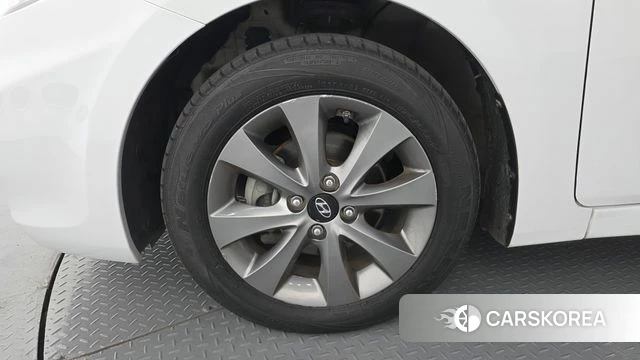 Hyundai Accent (New type) id 3936623 из Кореи 15