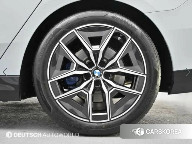 BMW 5 Series (G60) id 3896533 из Кореи 15