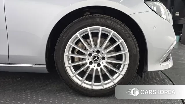 Mercedes-Benz E-Class W213 id 3650154 из Кореи 15