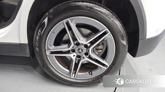 Mercedes-Benz GLA - Class H247 id 3279419 из Кореи 15